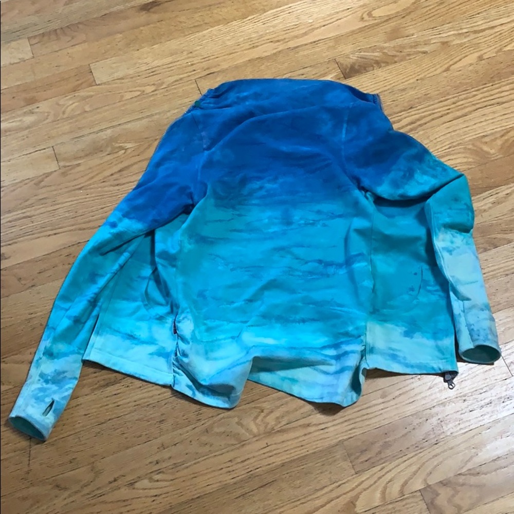 Hard tail small jacket - Picture 3 of 3